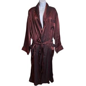 Vintage Pierre Cardin Women's Burgundy Satin Robe Size S/M Loungewear 70’s Glam